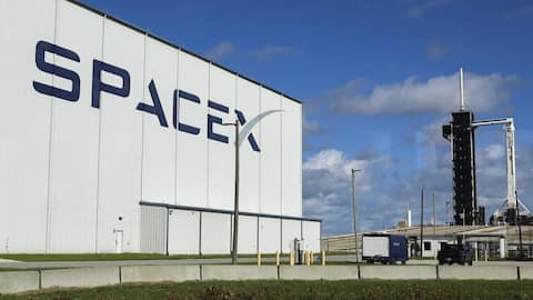 SpaceX's valuation nears $800B as it prepares for IPO debut