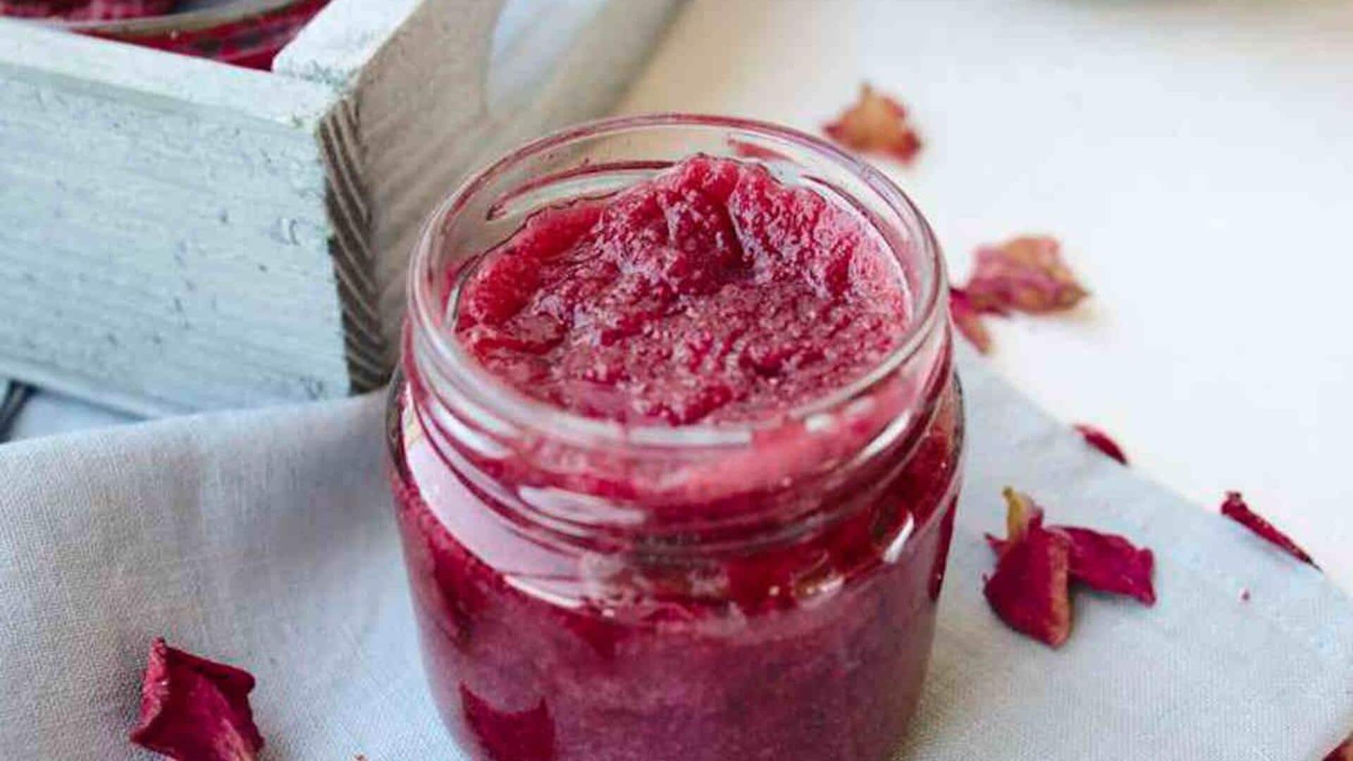 Rose petals in cooking: 5 recipes to try