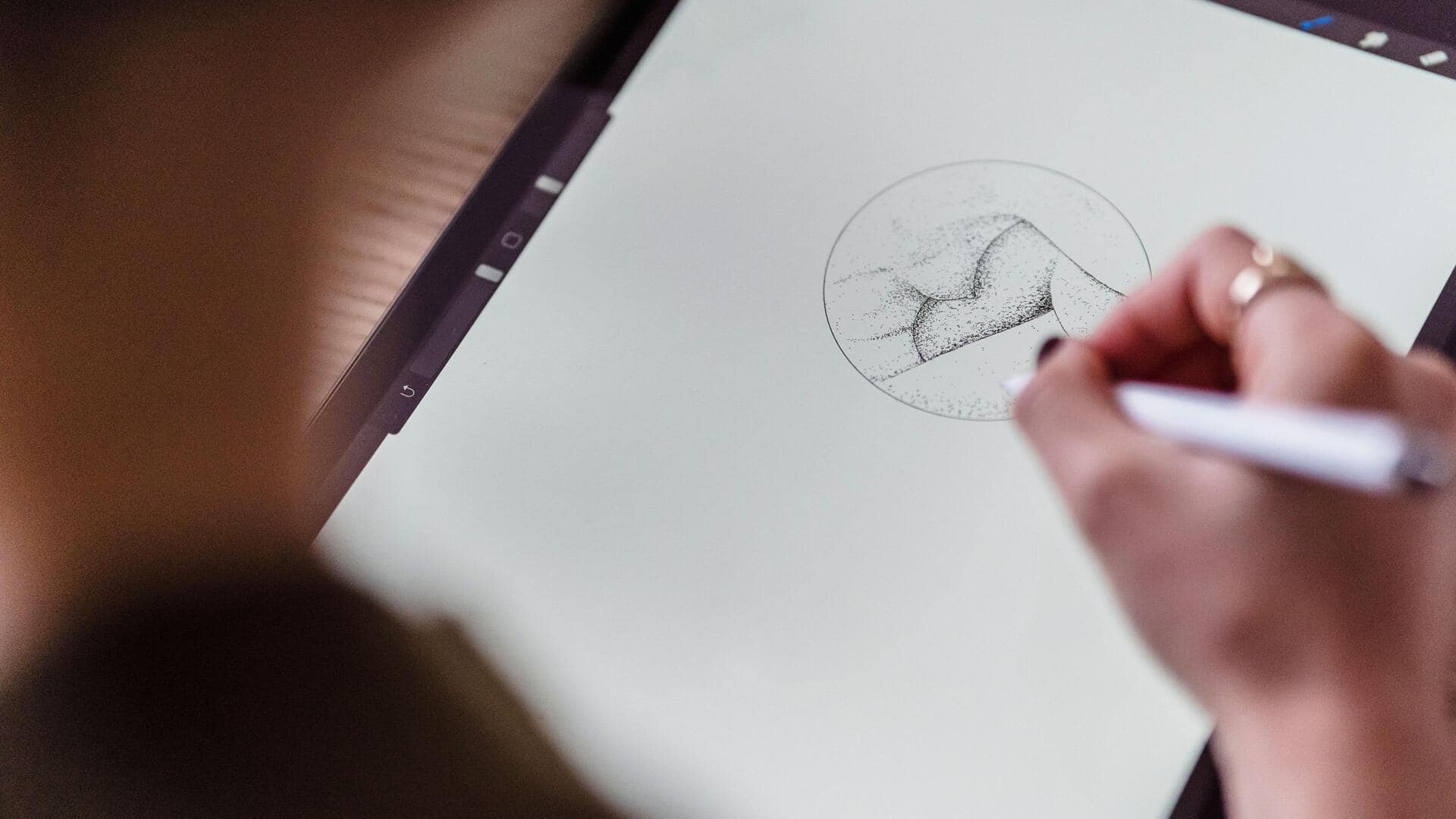 Stippling 101: The art of creating images with tiny dots