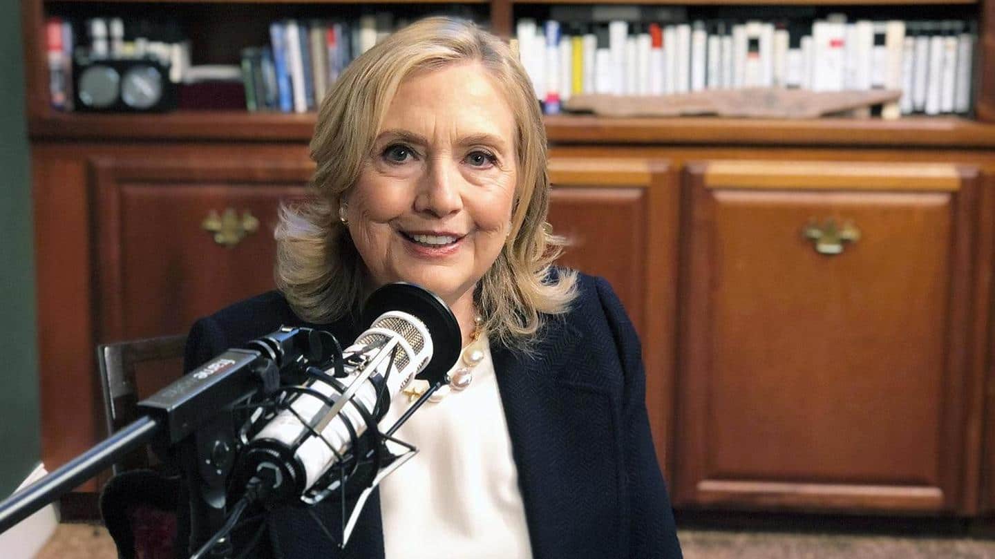 The Clintons chatted up with Oscar nominees in their podcasts The Clintons chatted up with Oscar nominees in their podcasts