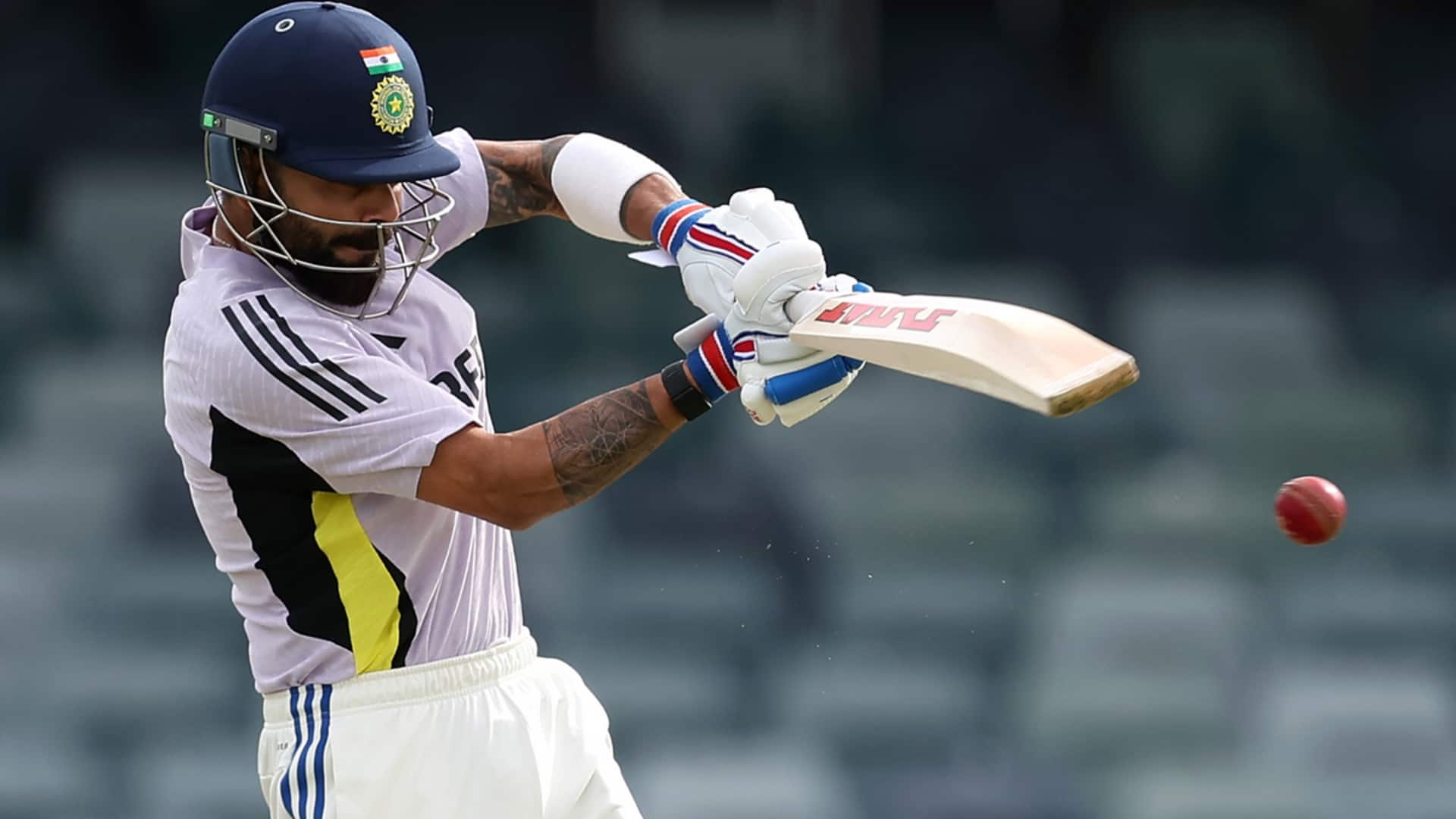 Virat Kohli bats in rain ahead of Border-Gavaskar Trophy opener