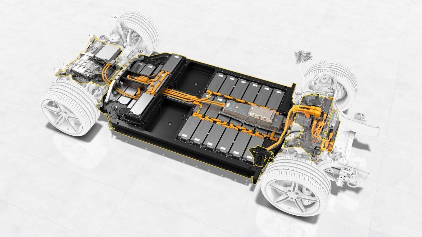The 800V battery architecture ensures faster charging The 800V battery architecture ensures faster charging
