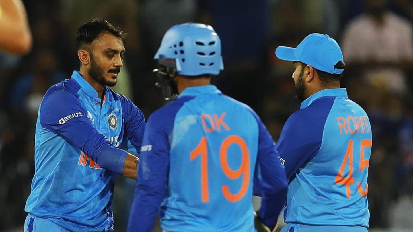 India restrict Australia to 186/7 in third T20I