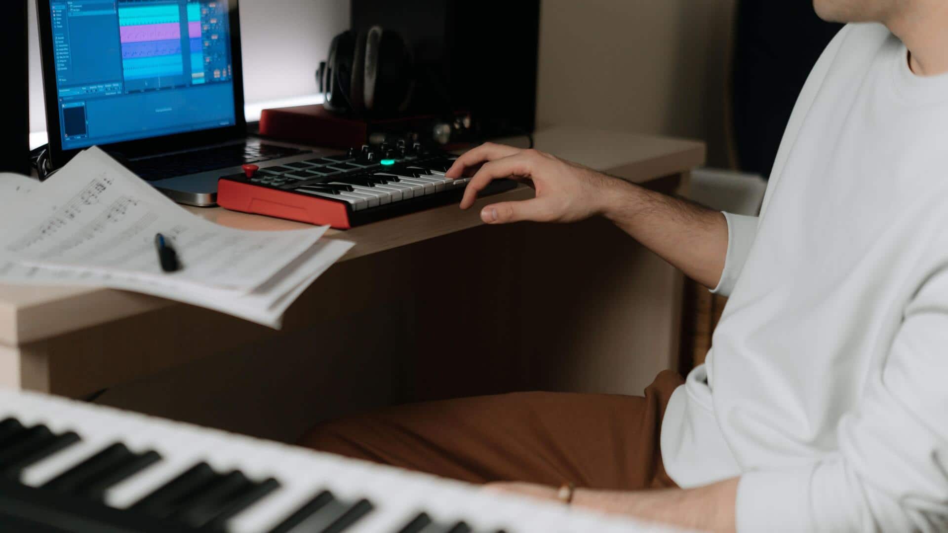 Create music faster with these AI jamming tools