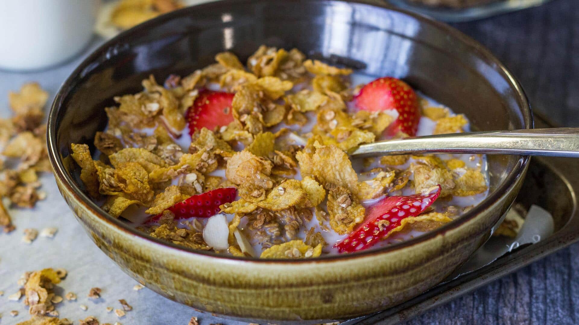 Start your day healthy with this wholesome oats-honey dish