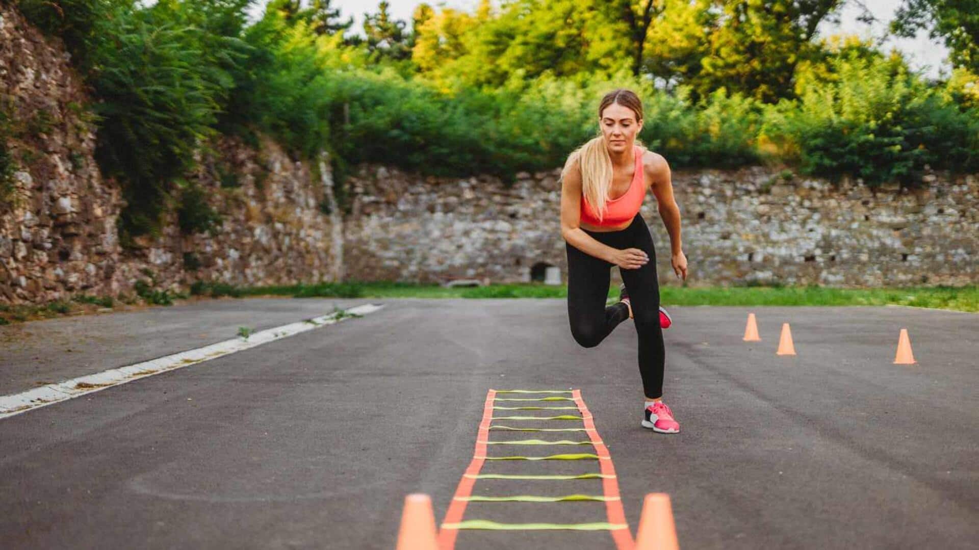 Step aerobics v/s backward running: Which improves agility more?