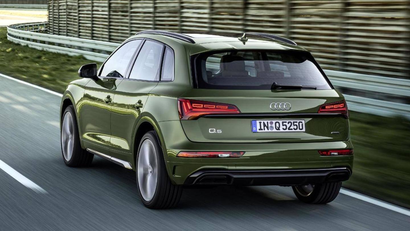 It offers a redesigned front bumper and sleek headlights It offers a redesigned front bumper and sleek headlights