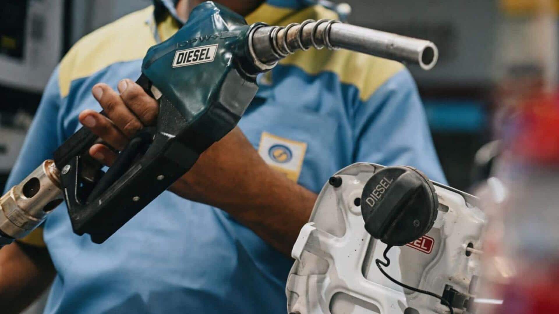 Indian oil firms losing ₹20 on diesel per liter