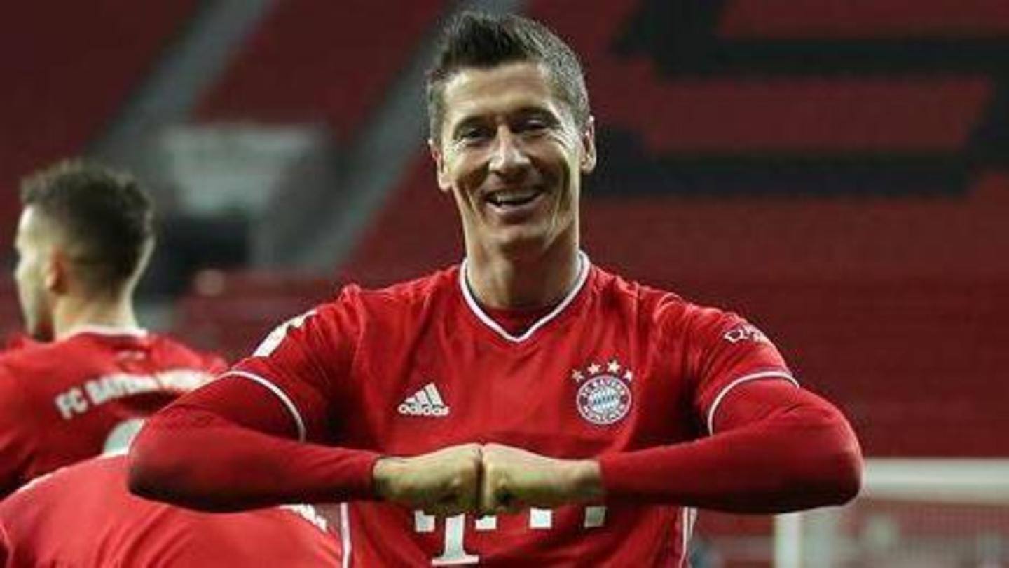 Lewandowski wins Striker of the Year award Lewandowski wins Striker of the Year award