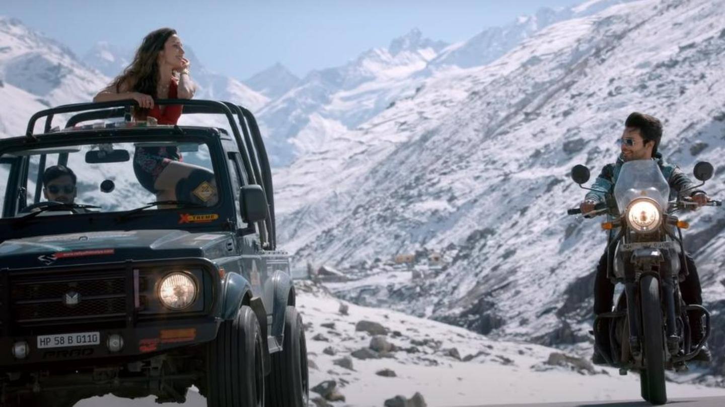 The beautiful mountains are breathtaking in the video The beautiful mountains are breathtaking in the video