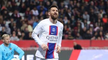 Lionel Messi breaks Cristiano Ronaldo's European club goals record