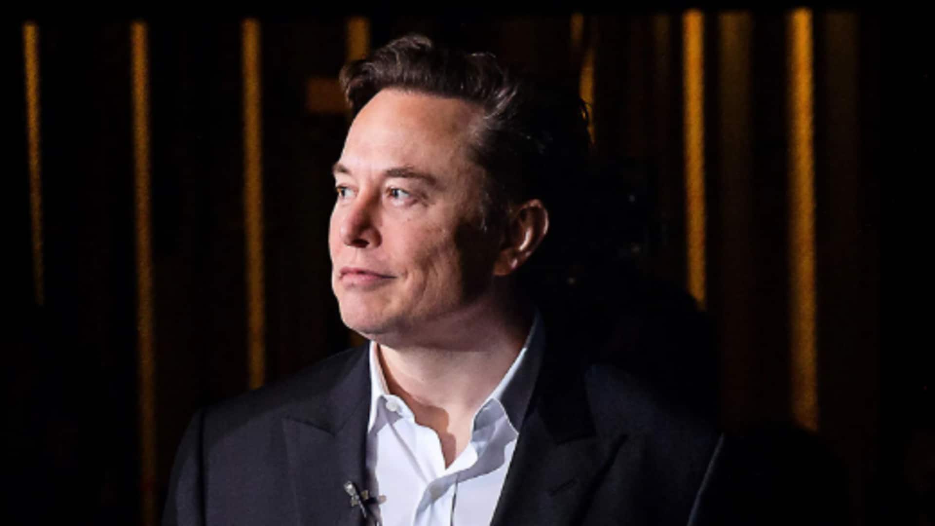 Read these books recommended by Elon Musk Read these books recommended by Elon Musk