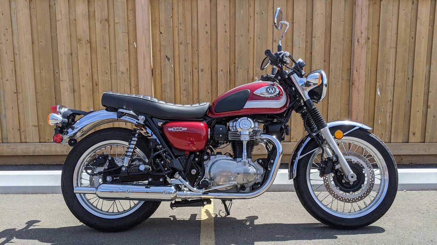 Kawasaki W800: Priced at Rs. 7.19 lakh Kawasaki W800: Priced at Rs. 7.19 lakh