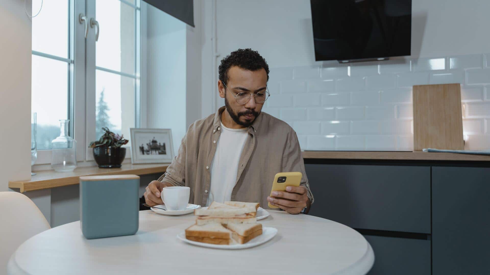 How to set up guest Wi-Fi securely
