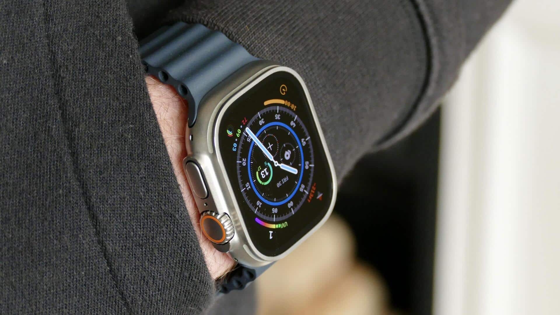 Apple Watch Ultra won't sport microLED panel: Report