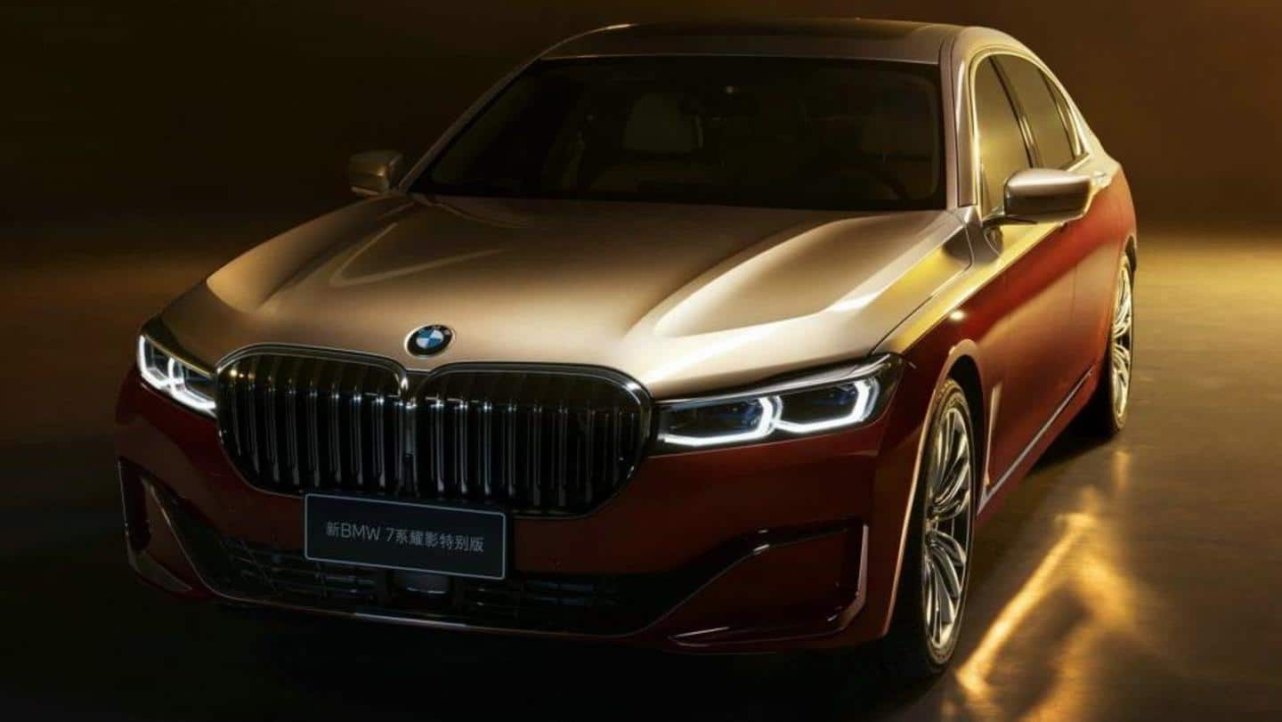 The car sports Corona ring LED headlights The car sports Corona ring LED headlights