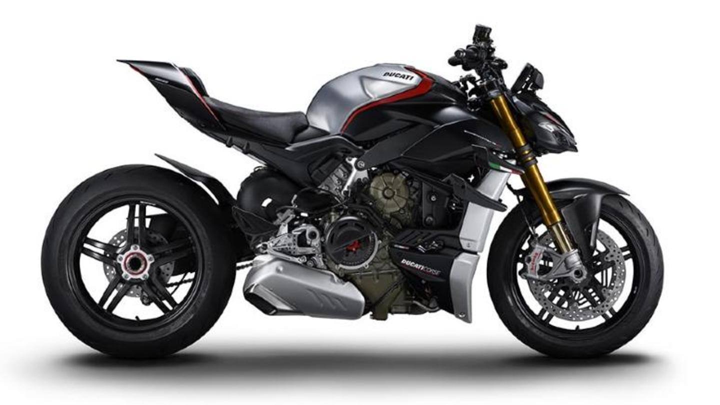 The bike has a TFT instrument console and full-LED lighting The bike has a TFT instrument console and full-LED lighting
