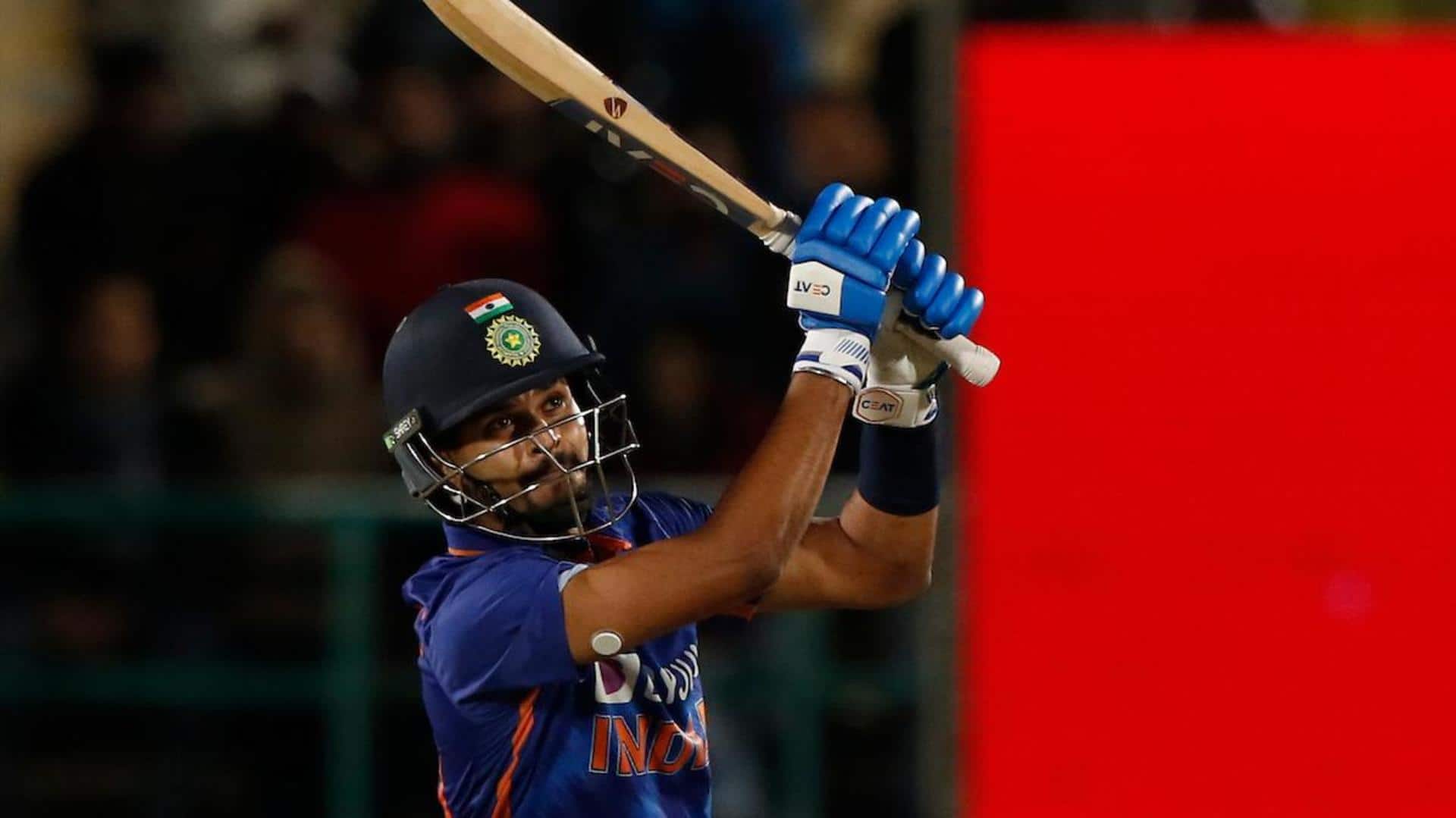 NZ vs IND, 1st ODI: India muster 306/7
