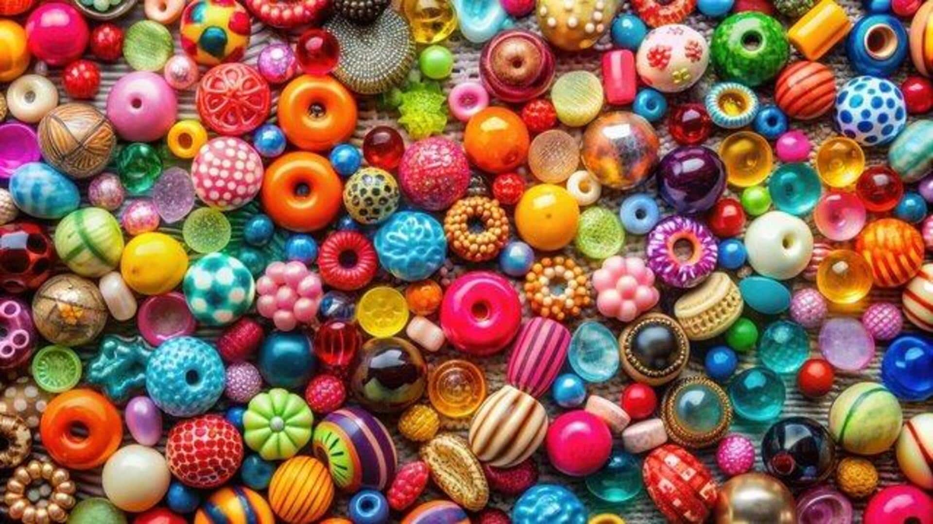 DIY: How to make colorful clay beads 
