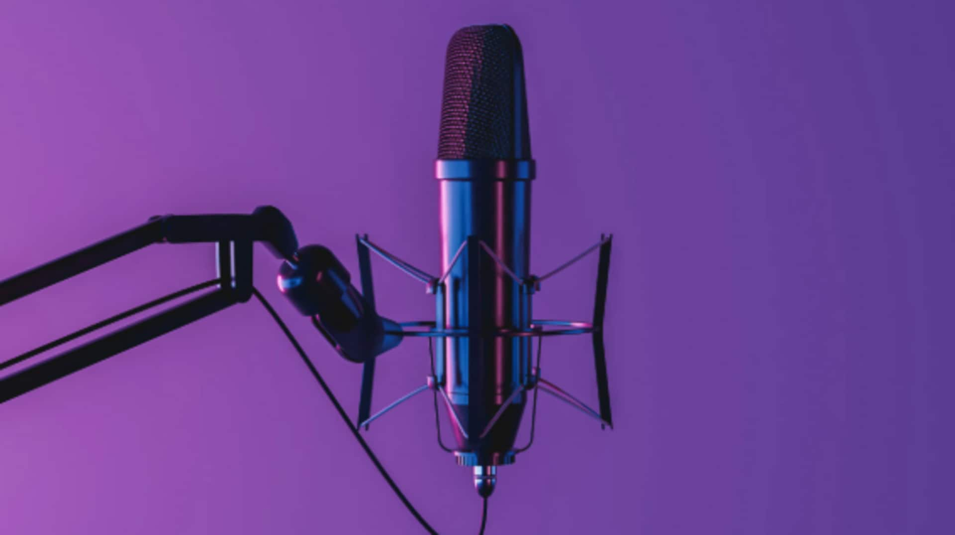 Here's how you can organize your podcasting studio