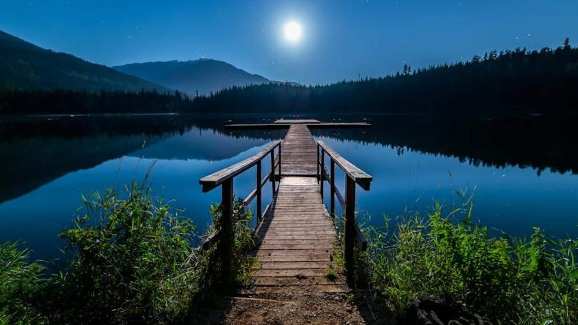 Enchanting moonlight walks in Prague