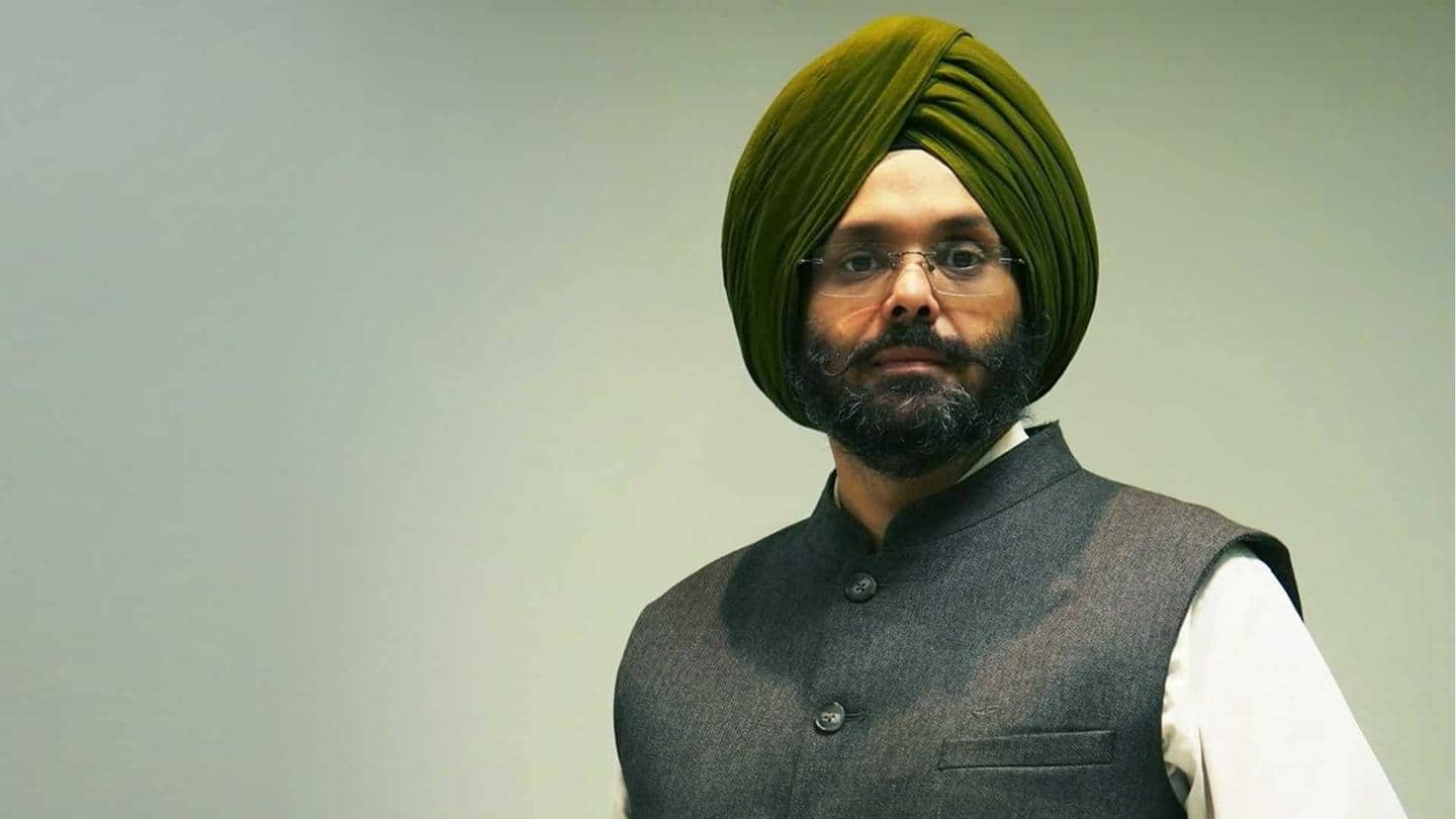 Bhamra is an alumnus of IIT Kharagpur, IIM Calcutta Bhamra is an alumnus of IIT Kharagpur, IIM Calcutta