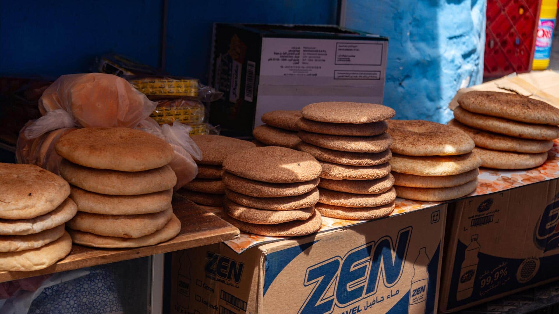Unique traditions of Moroccan communal bread baking
