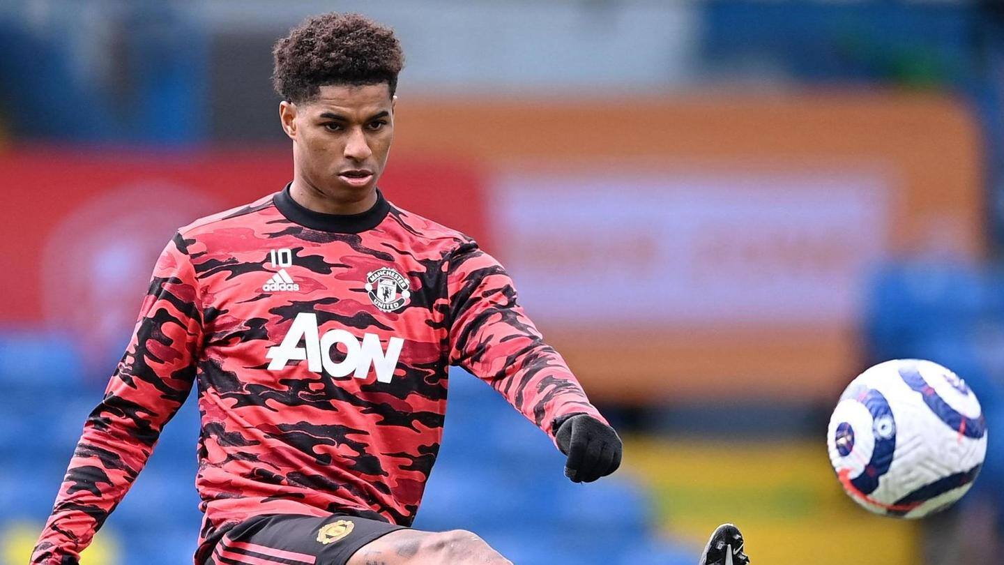 Manchester United unbeaten in 24 away league games Manchester United unbeaten in 24 away league games