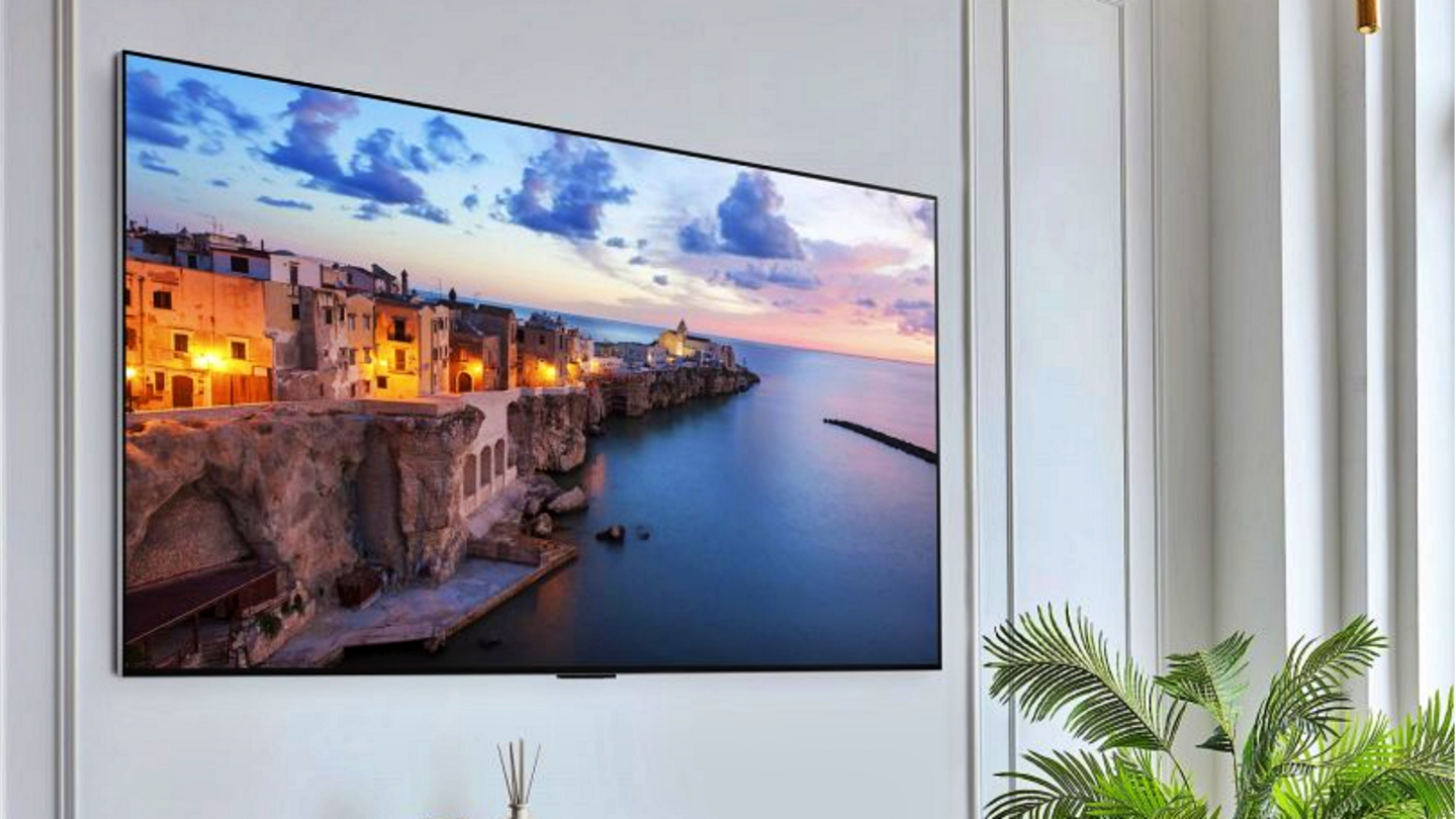 CES LG Unveils Its OLED TV Line Up