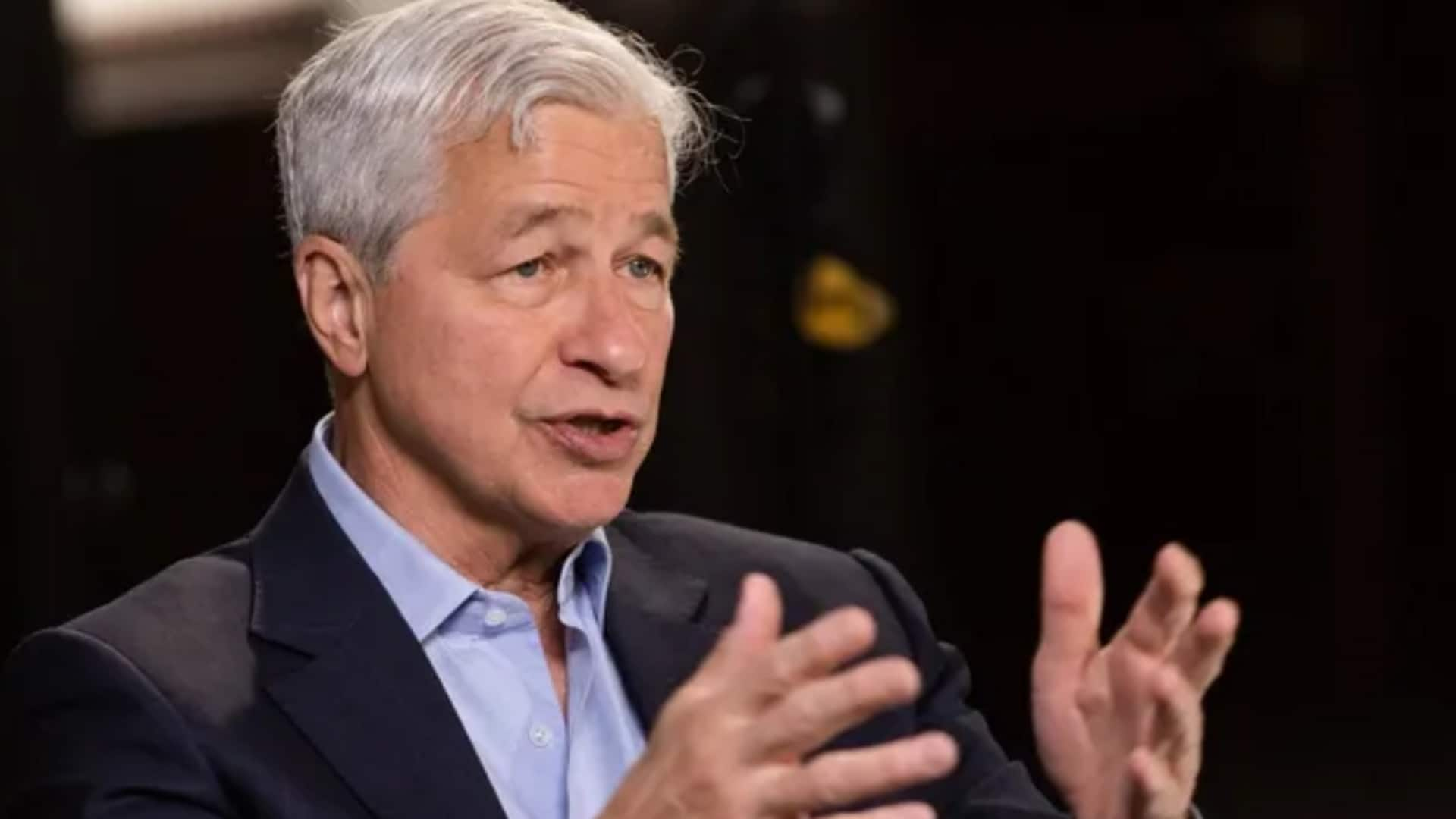 JPMorgan CEO warns US of economic outcome worse than recession