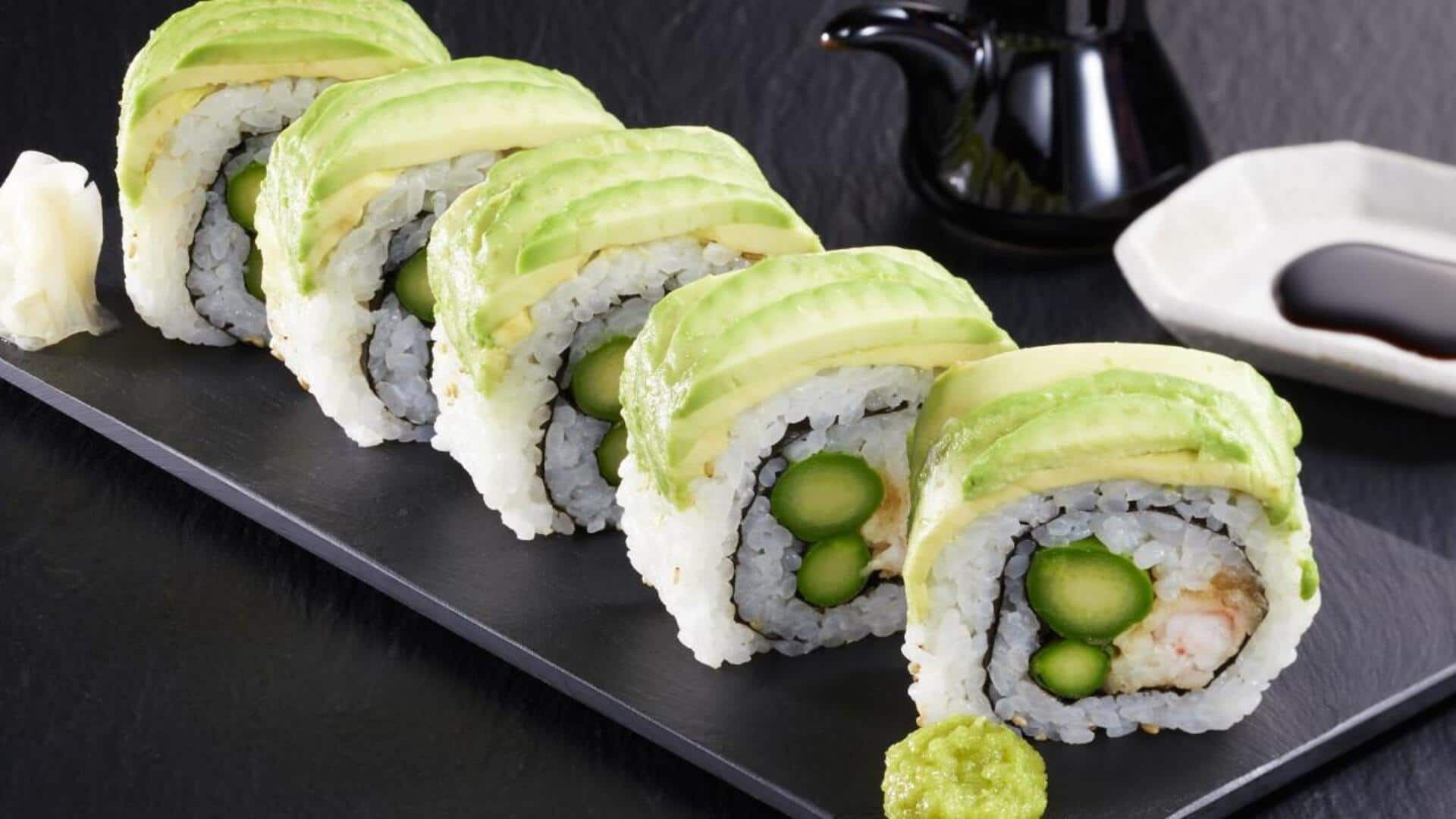 How to make fusion avocado sushi rolls: A step-by-step recipe