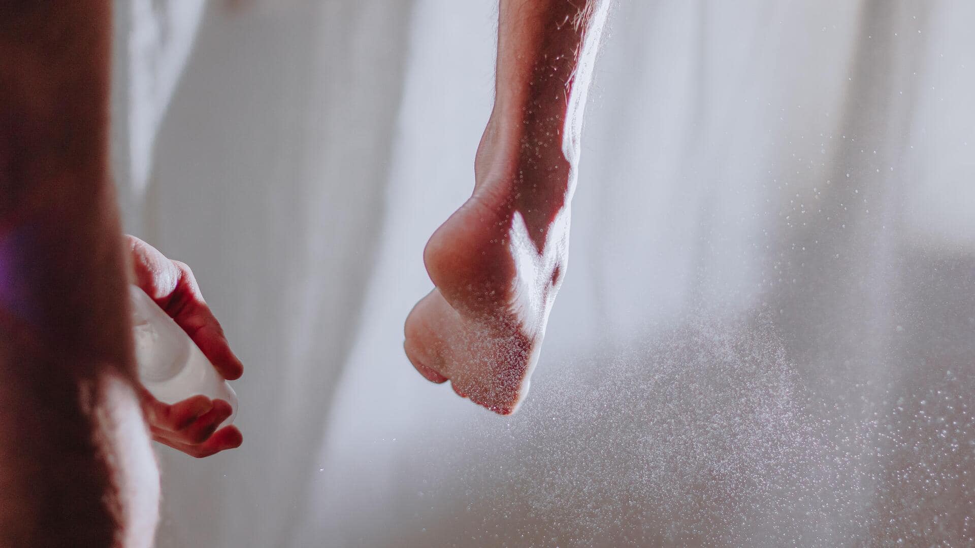 Keep your feet fresh naturally with these powders