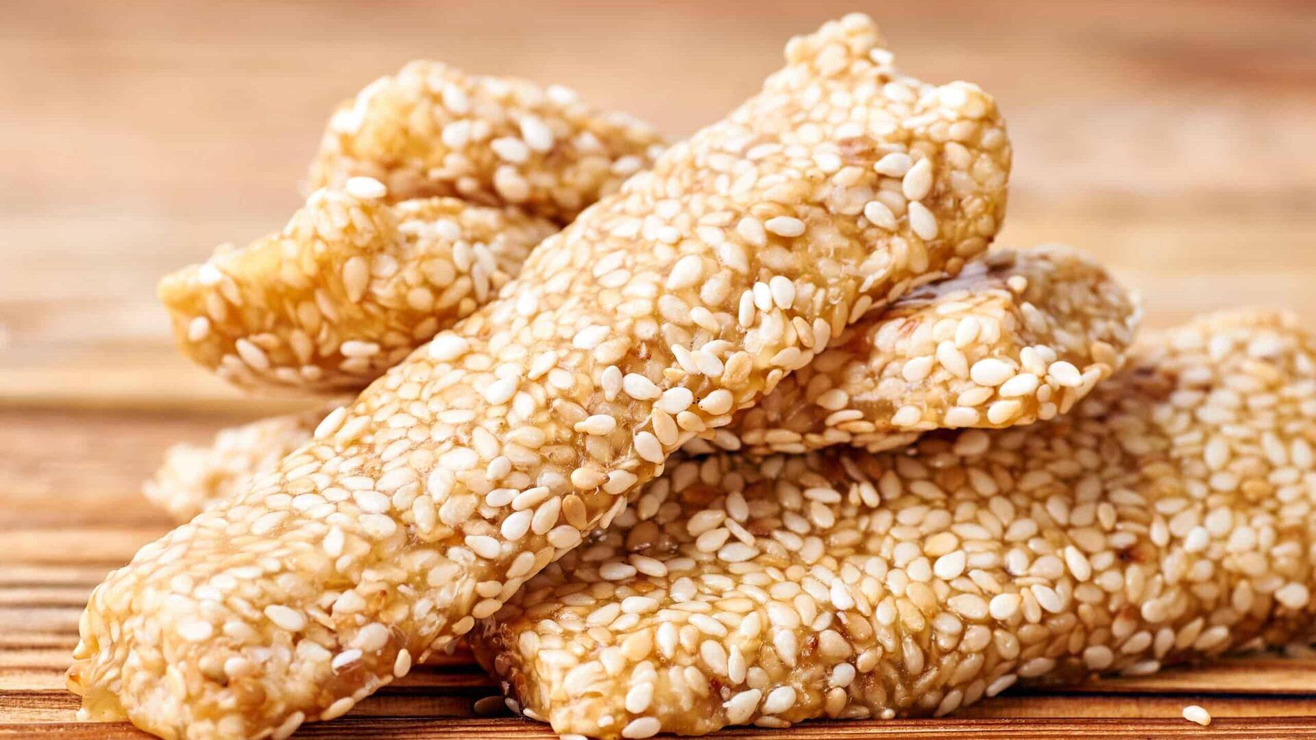 Try these Greek sesame snacks today!