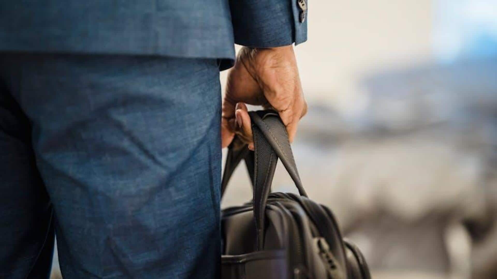 Traveling with your coworkers? Read this! Traveling with your coworkers? Read this!