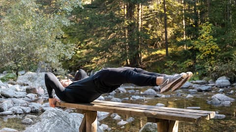 Fitness 101: How to do flutter kicks correctly