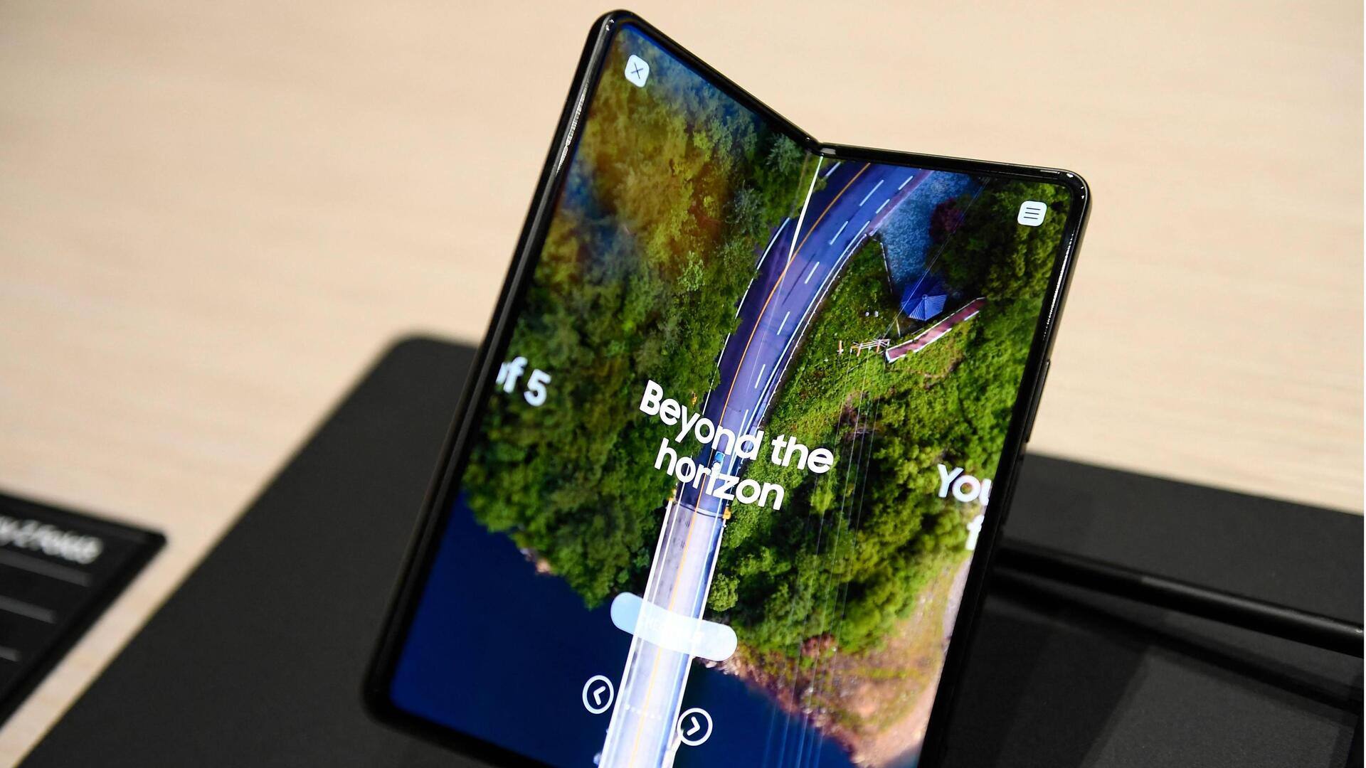 Samsung expands foldable display efforts for potential Apple device