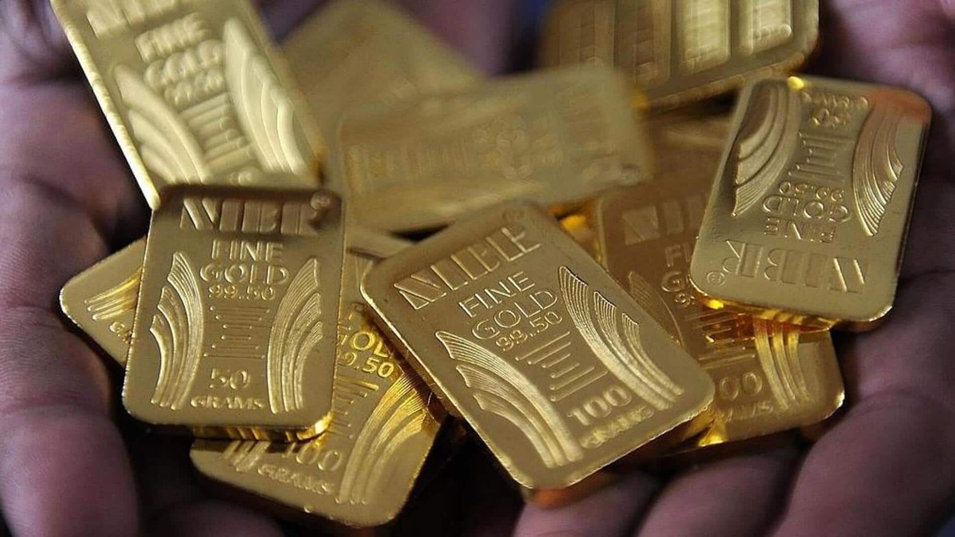 Gold prices reach record high amid hopes of rate cuts