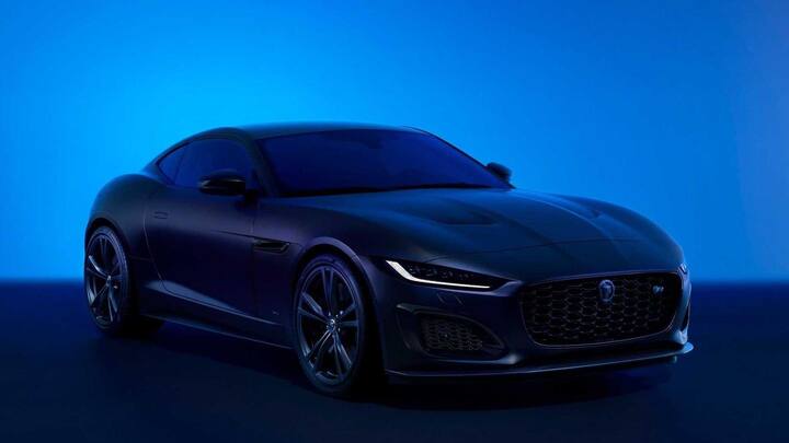 #EndOfAnEra: Jaguar bids adieu to fuel-powered F-Type sports car