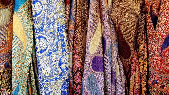 Here's how to turn beautiful vintage sarees into curtains