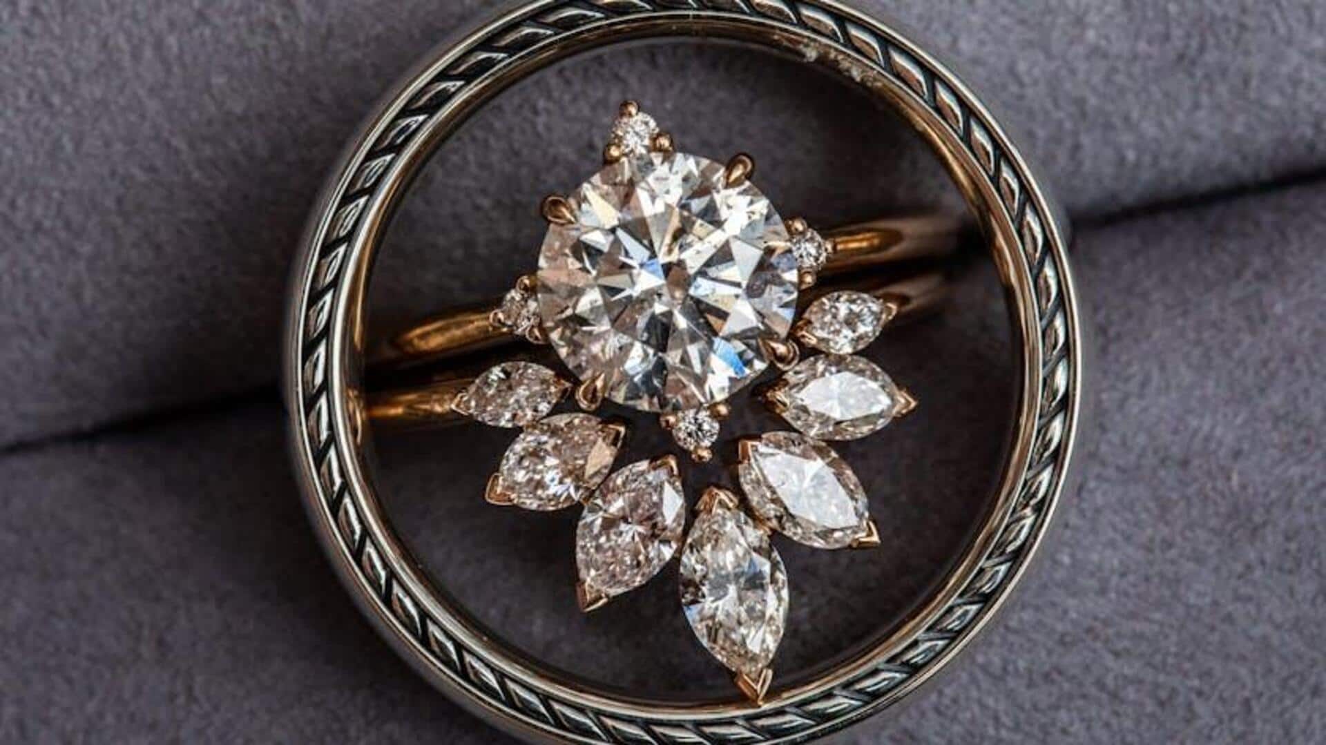Why brooches are a must-have Why brooches are a must-have