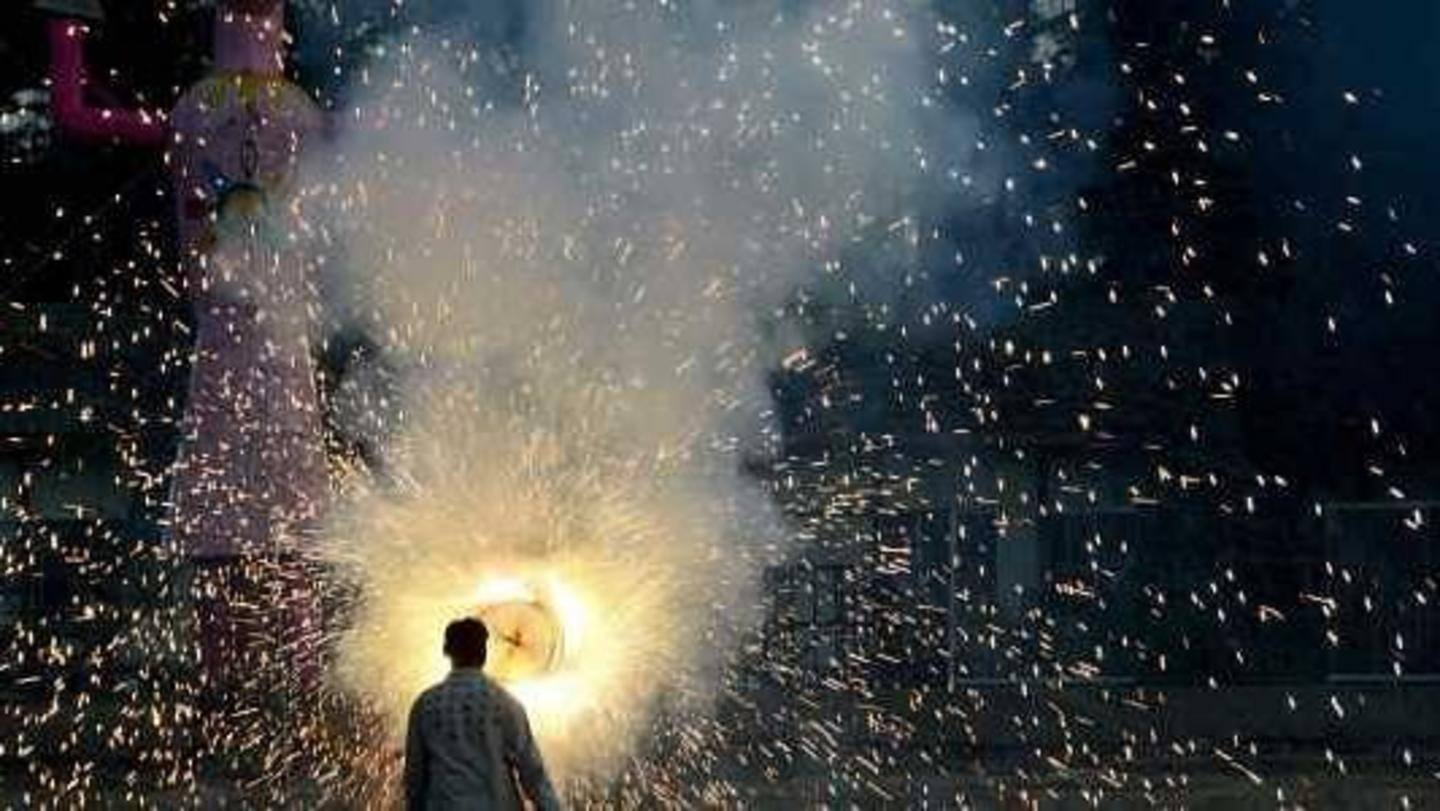 Firecrackers banned in Delhi Firecrackers banned in Delhi
