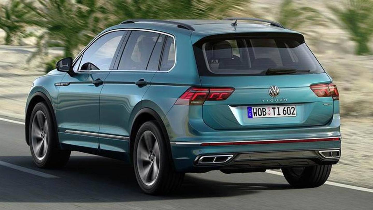 The car has a chromed grille and 18-inch wheels The car has a chromed grille and 18-inch wheels