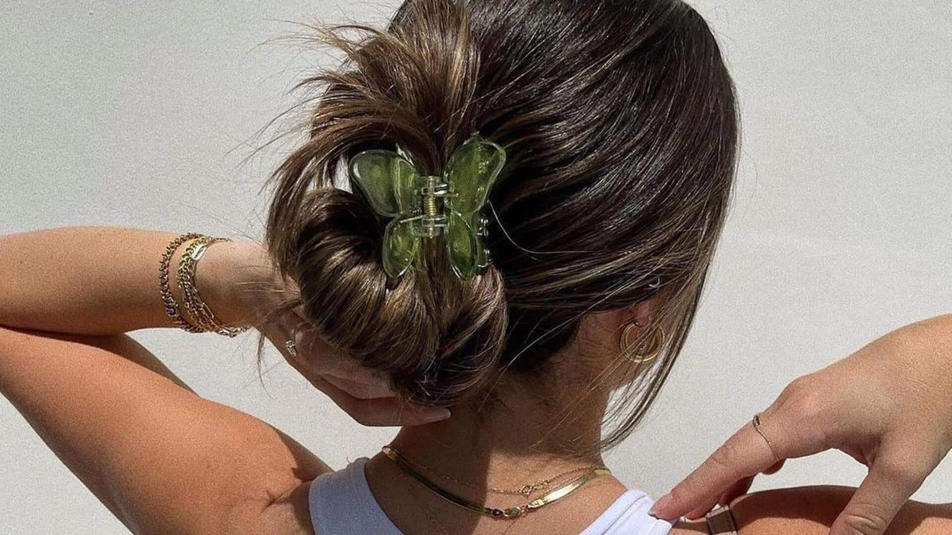Busy office day? These claw clip hairstyles are for you