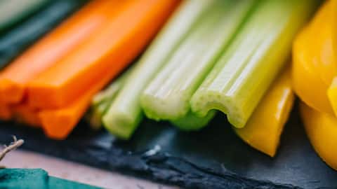 Natural foods for stronger teeth: A list
