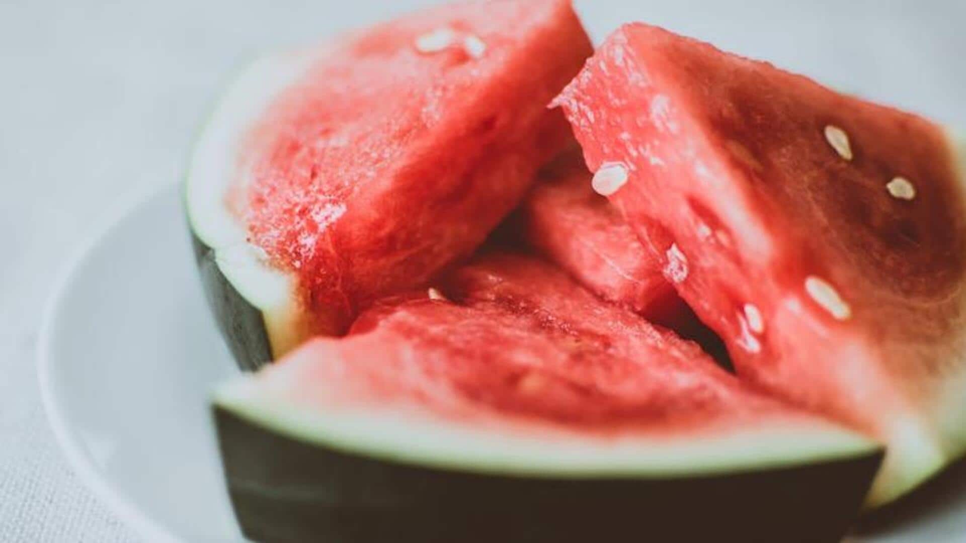 Watermelon v/s cantaloupe: Which is healthier? Watermelon v/s cantaloupe: Which is healthier?