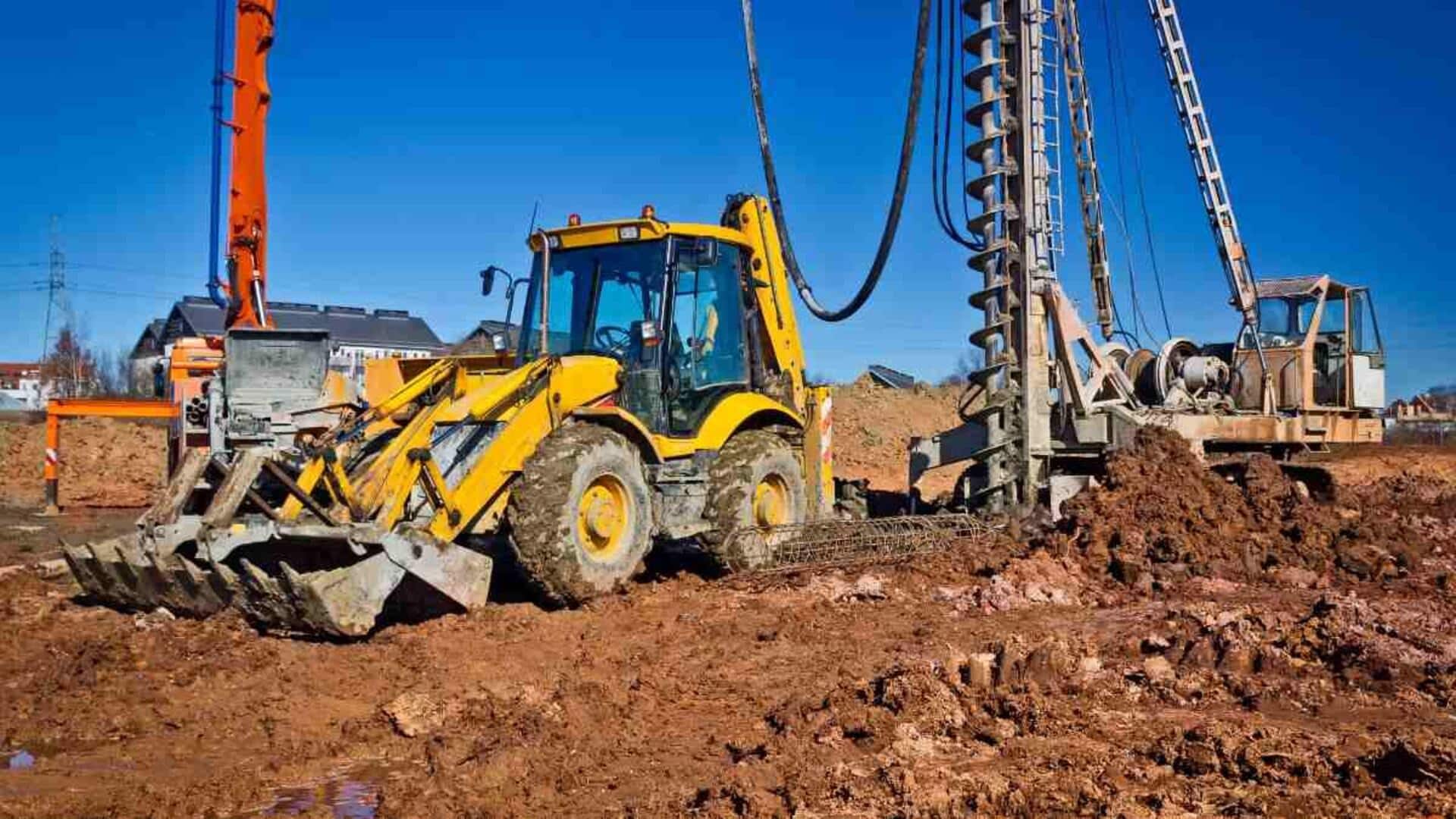 newsbytesapp.com - Pallabi Chatterjee - Construction equipment loan: What it is, key points