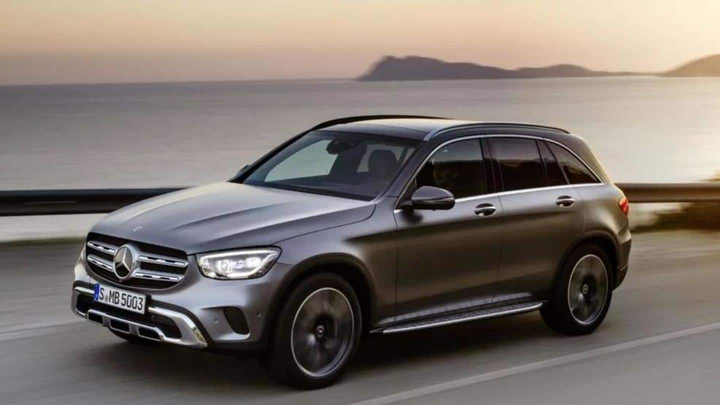 Prior to unveiling, 2023 Mercedes-Benz GLC found testing: Check features