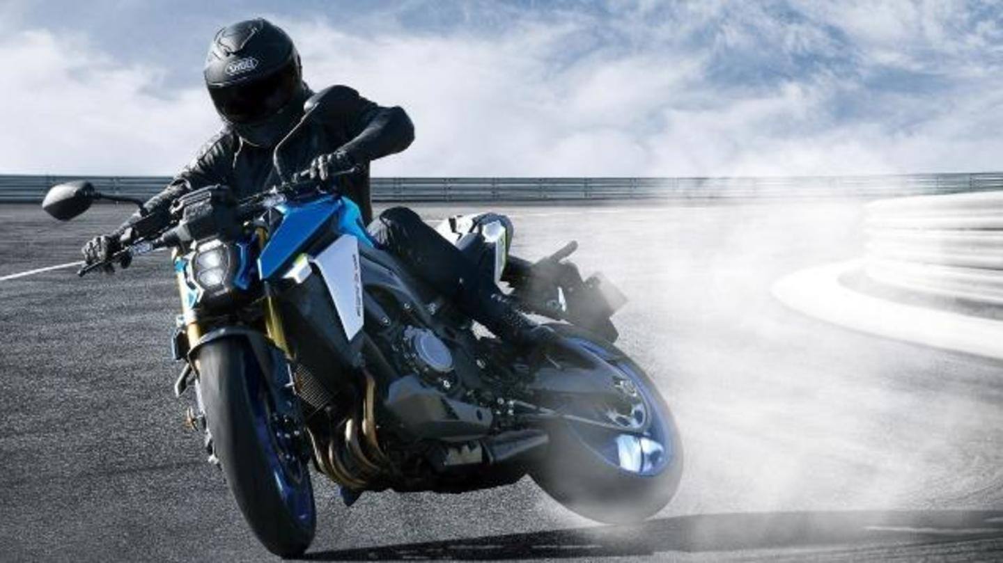 The bike has a vertically-stacked headlamp setup The bike has a vertically-stacked headlamp setup