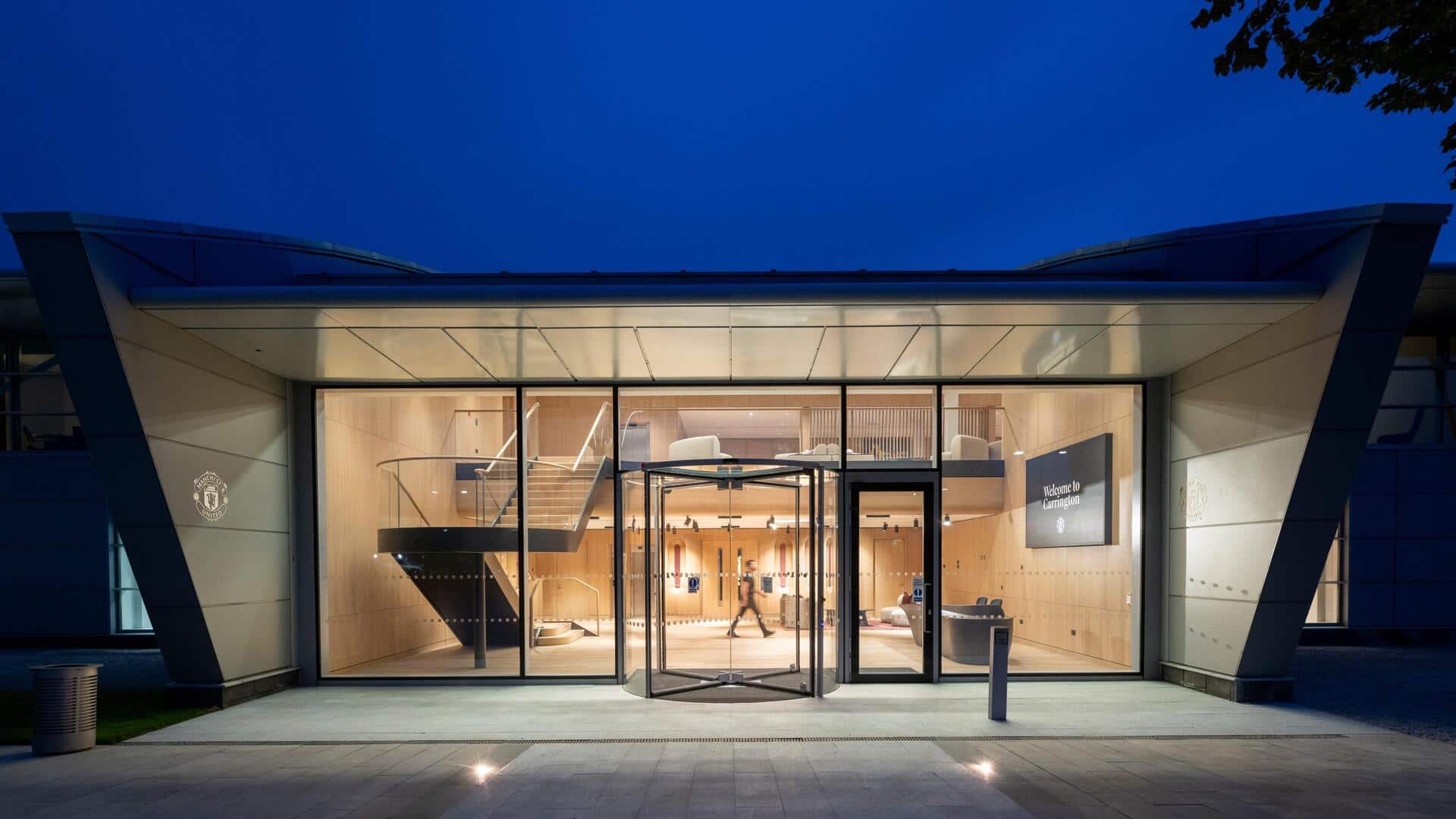 Manchester United unveil £50m men's training complex at Carrington: Watch