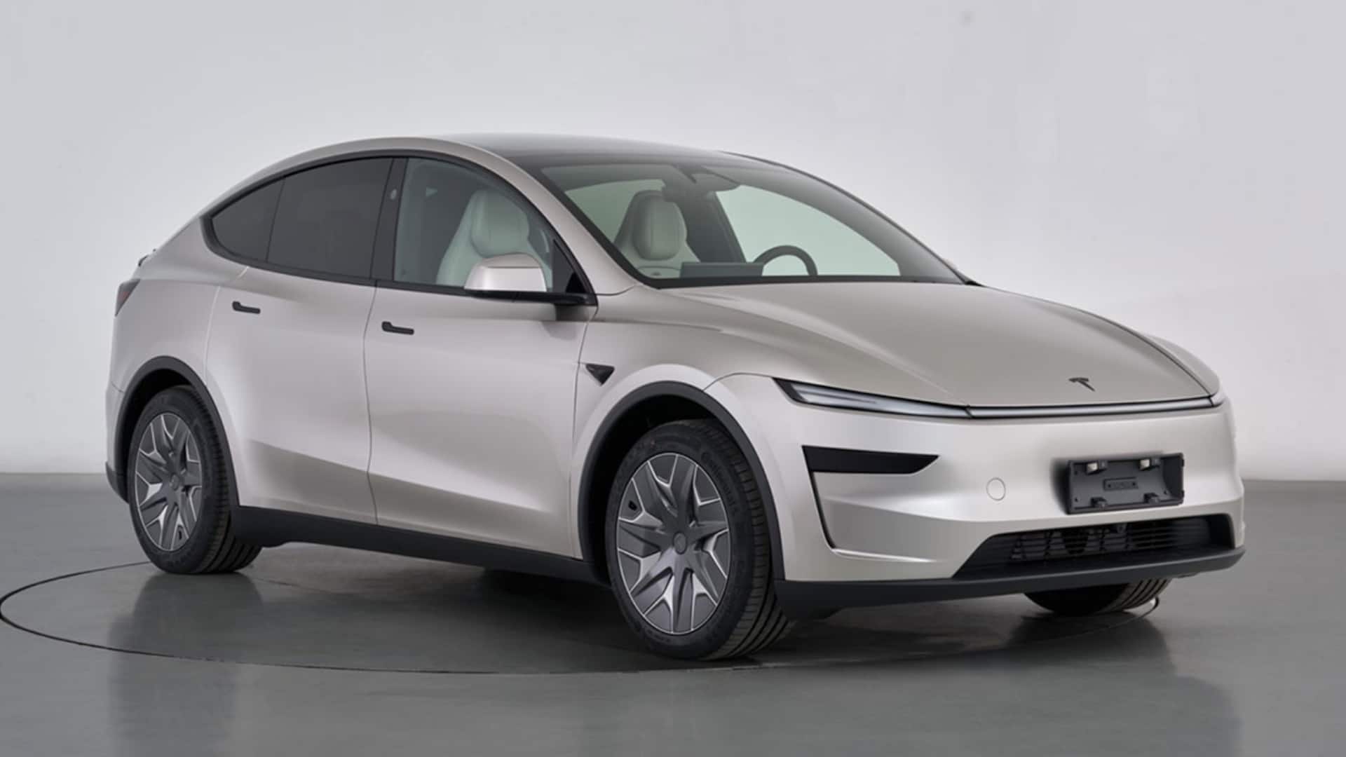 Tesla's sales in China fell to 3-year low last month